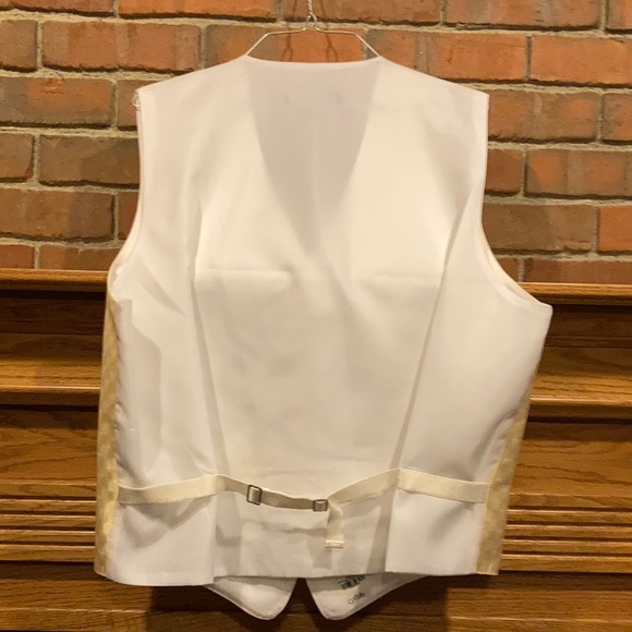 EUC Andrew Fezza yellow satin 5 button vest - Picture 3 of 14